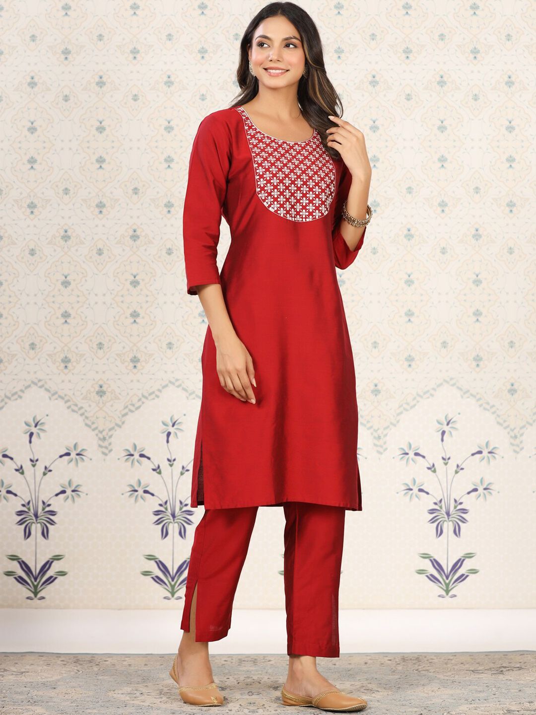 Ode by House of Pataudi Floral Embroidered Kurta - Distacart