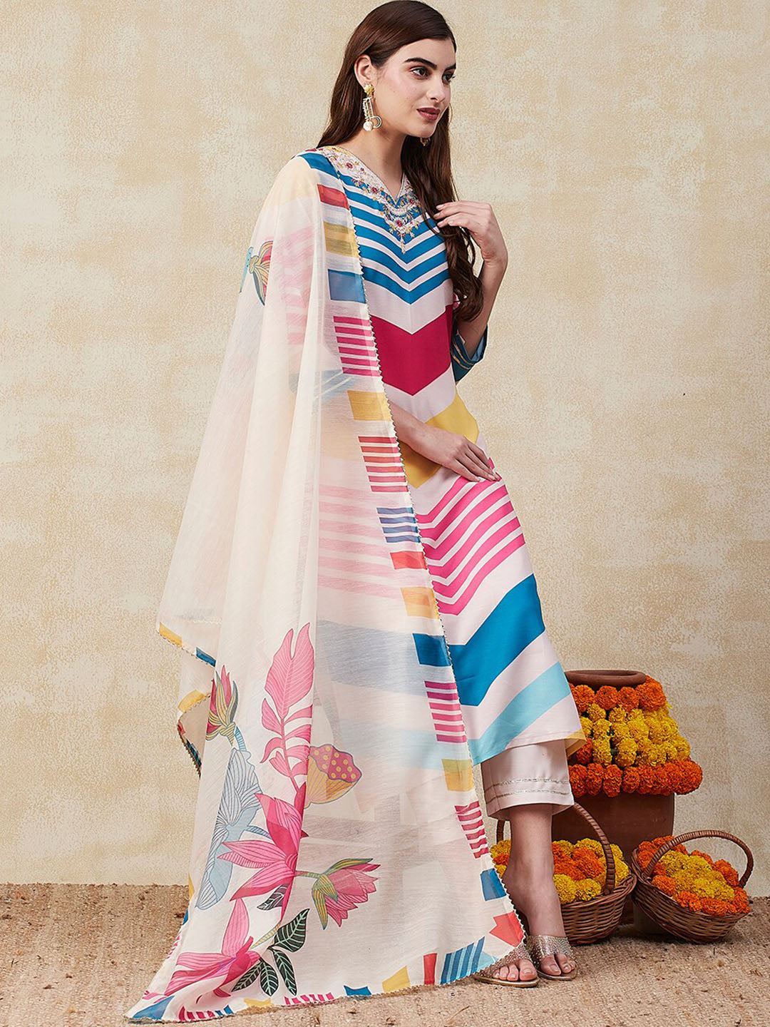 Kalini Geometric Printed V-Neck Thread Work Kurta & Trousers With Dupatta - Distacart