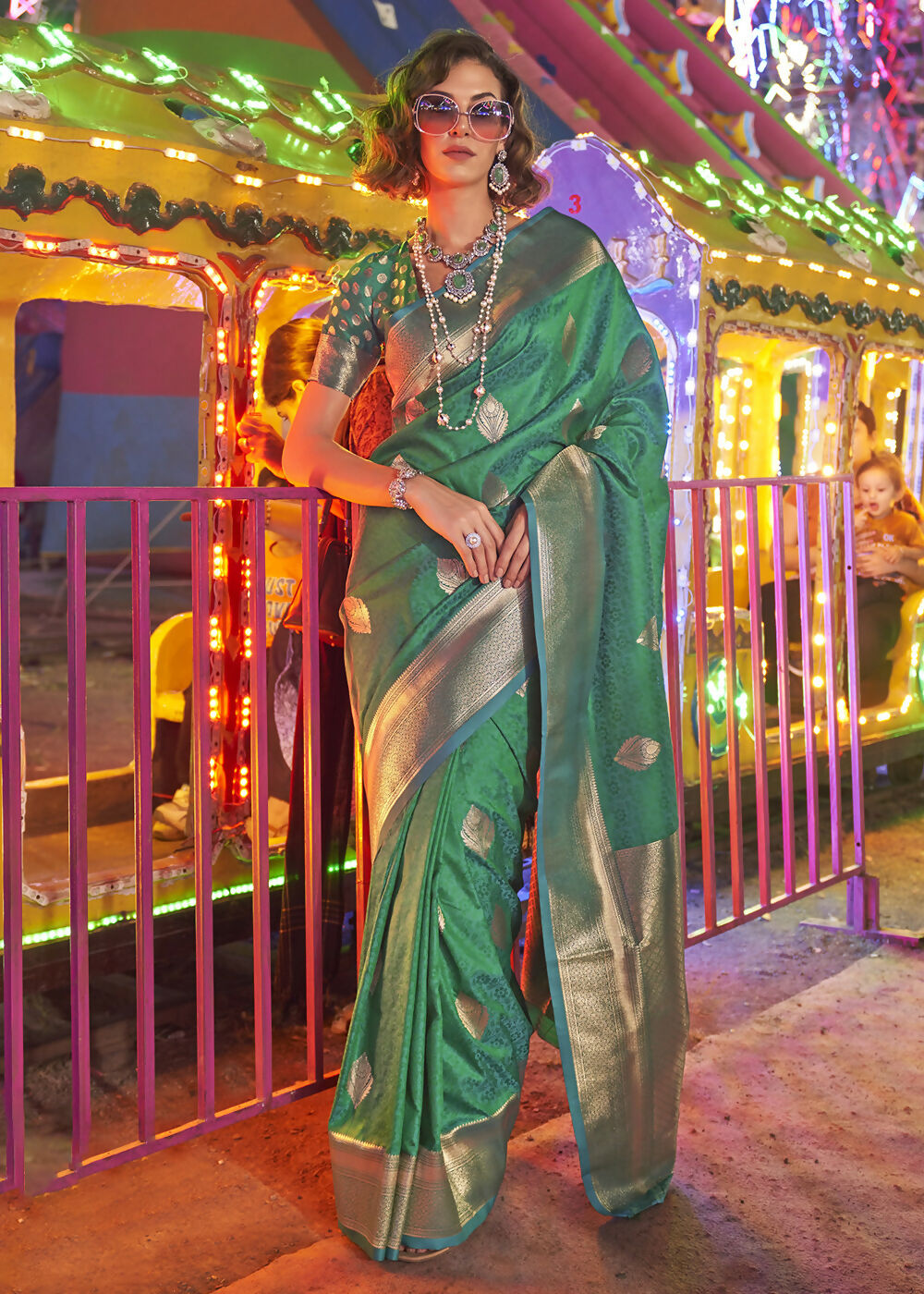 Beautiful Green Handloom Weaving Silk Saree - Emponline - Distacart