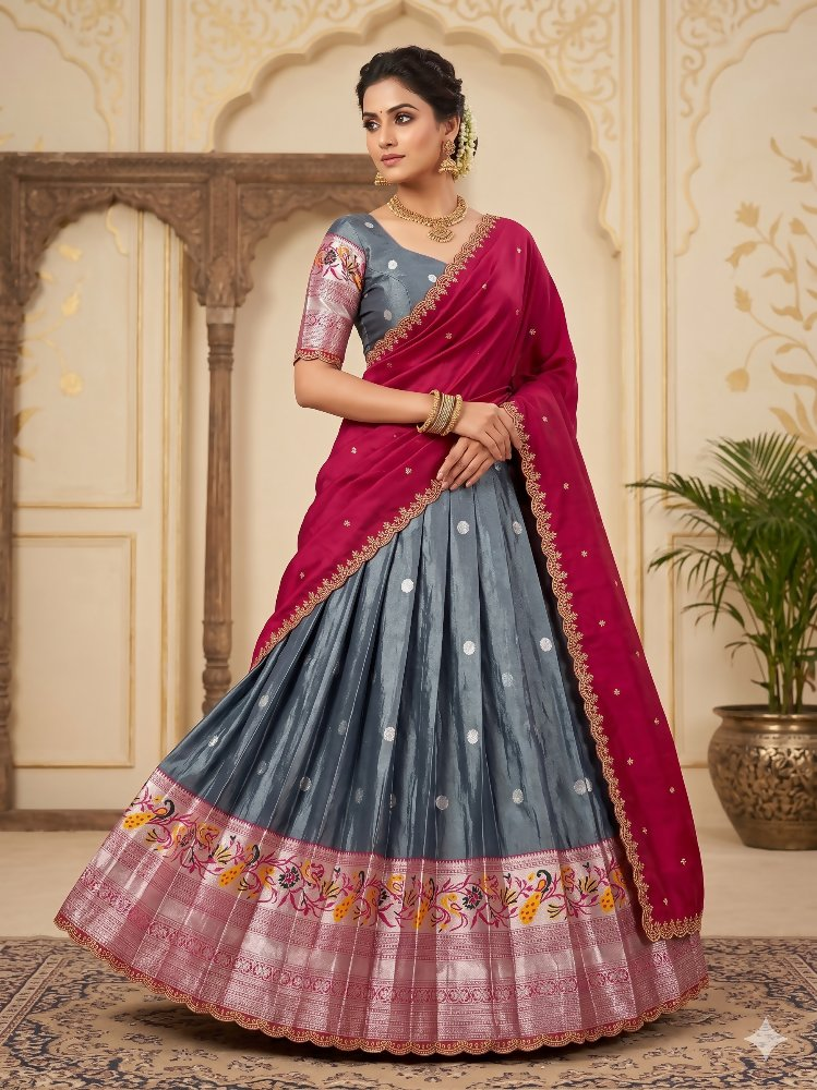 Teeya Creation Graceful Grey Ethnic Set Paired with Magenta Pink Scalloped Border Dupatta - Dista