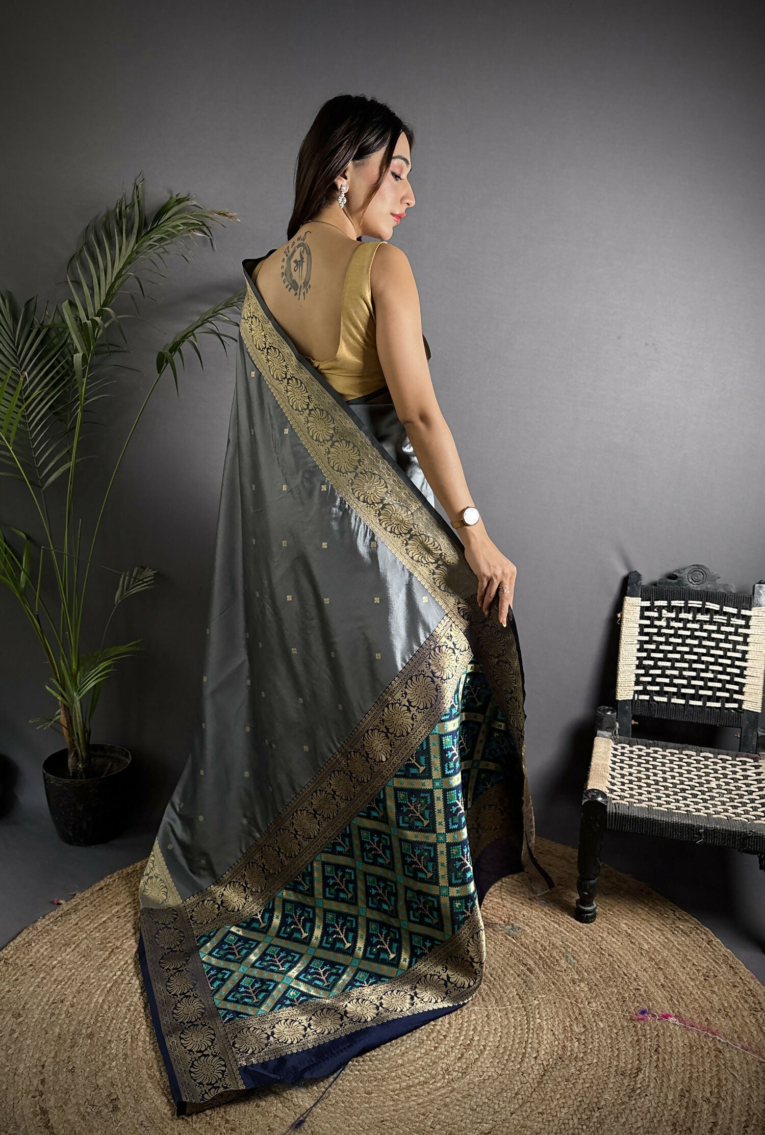 Joban Fashion Grey Banarasi Cotton Silk Woven Saree