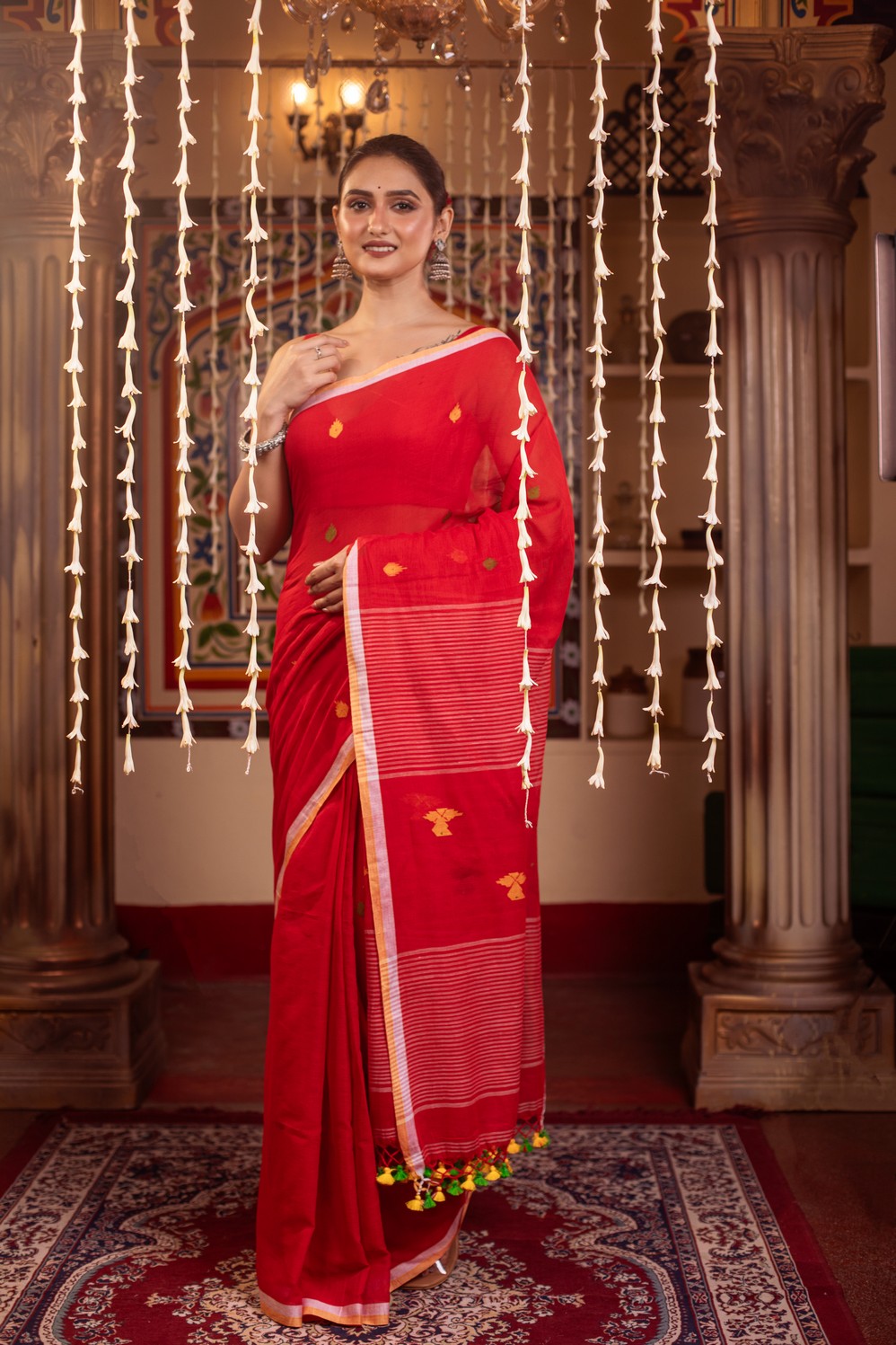 Very Much Indian Mastaani - Pure Mul Jamdhani Cotton Handloom Saree with Beautiful Diamond Weaves - Red - Distacart