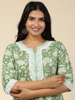 Thumbnail for Aramya Straight Soft Cotton Floral Print Women's Kurta - Green - Distacart