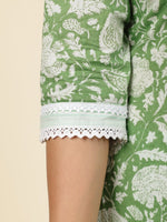 Thumbnail for Aramya Straight Soft Cotton Floral Print Women's Kurta - Green - Distacart