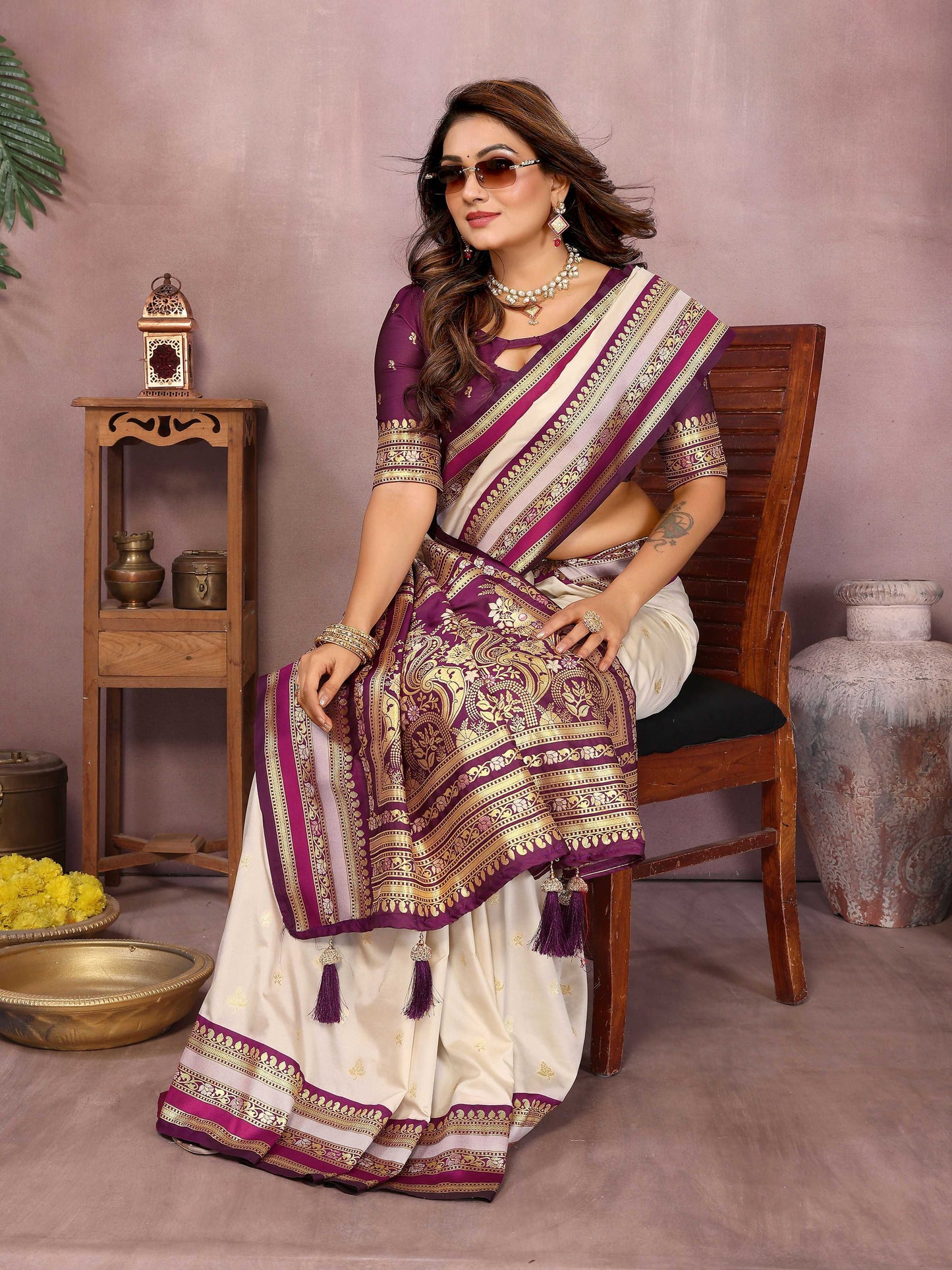 Aastha Fashion Cream Kalamkari Silk Weaving Saree - Distacart