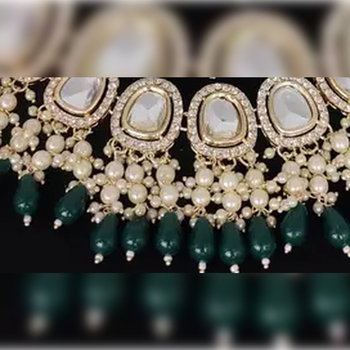 Jewel City exquisite handcrafted Kundan choker necklace set