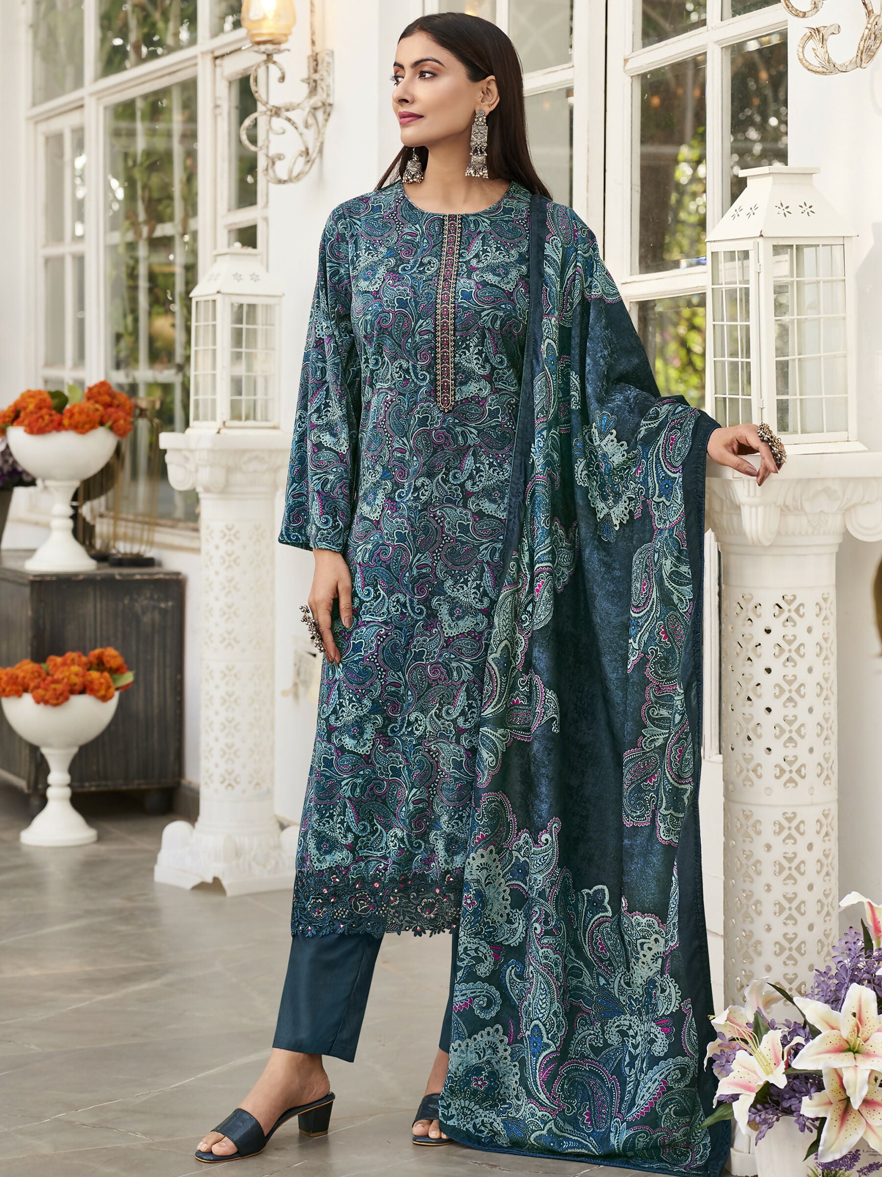 Jyoti Fashion Women's Navy Blue Velvet Digital Print with Resham Thread work Kurta with Trouser & Dupatta - Distacart