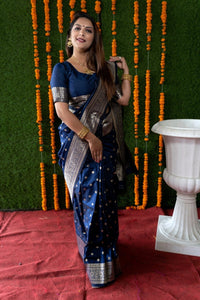 Thumbnail for Aastha Fashion Navy Blue Woven Banarasi Silk Saree with Blouse - Distacart