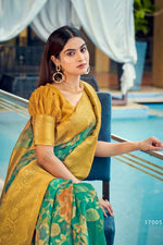 Thumbnail for Exclusive Collection Wedding Green Golden Collection Banarasi Silk Saree With Rich Pallu
