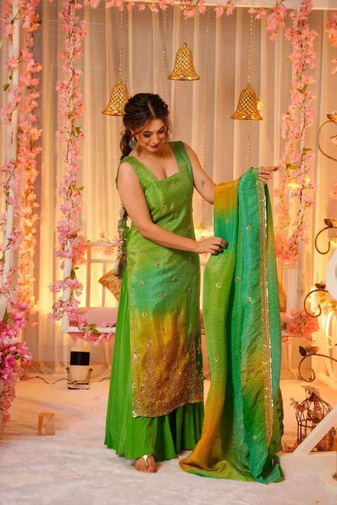 Malishka Women's Green Crepe Bandhej Print Straight Kurta Palazzo With Dupatta - Distacart