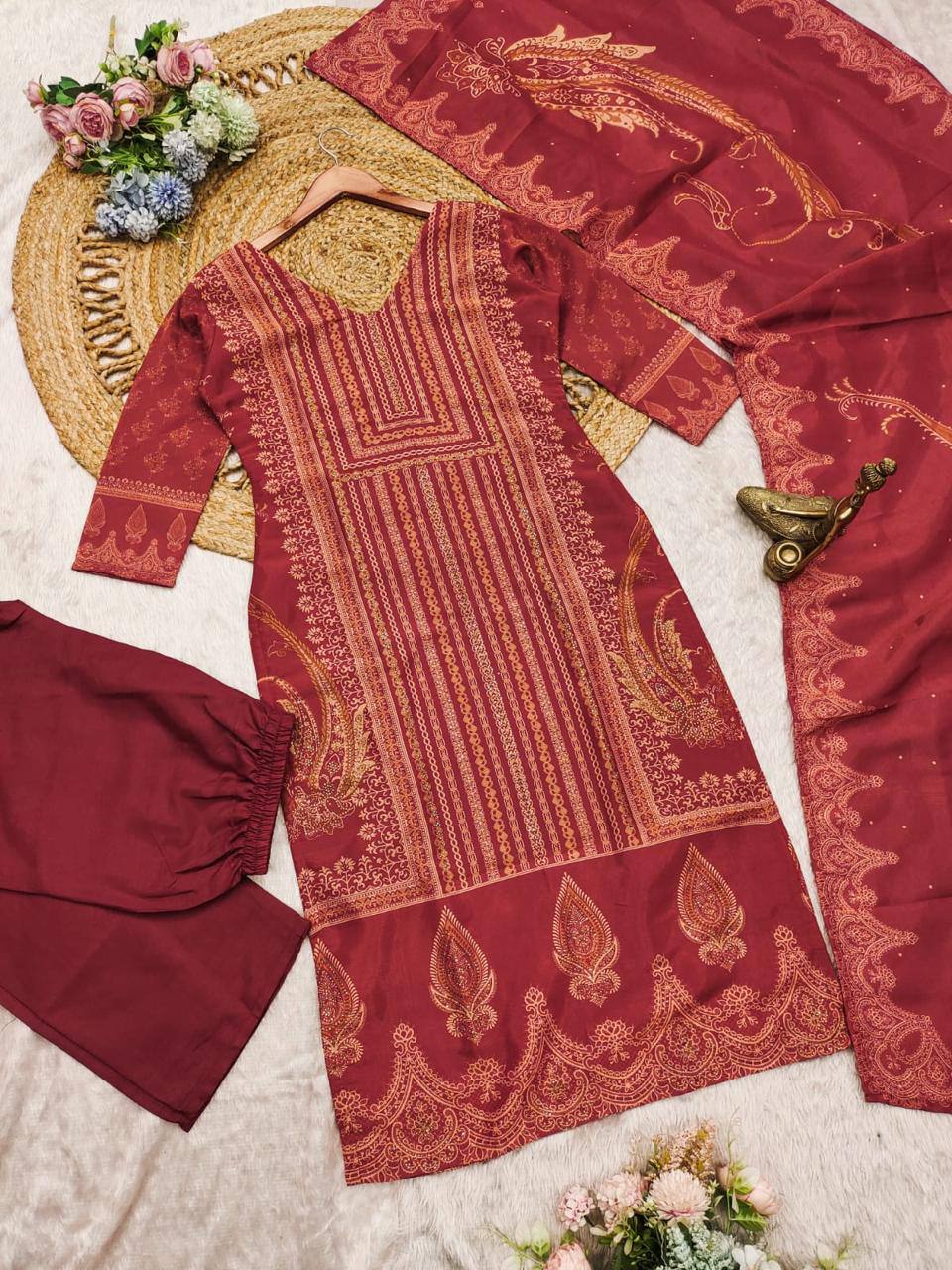 Malishka Women's Maroon Muslin Printed Straight Kurta Pant With Dupatta - Distacart