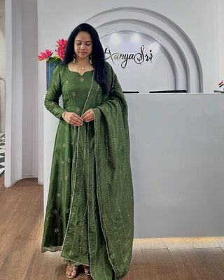 Malishka Women's Green Chinon Embroidered Anarkali Kurta With Dupatta - Distacart