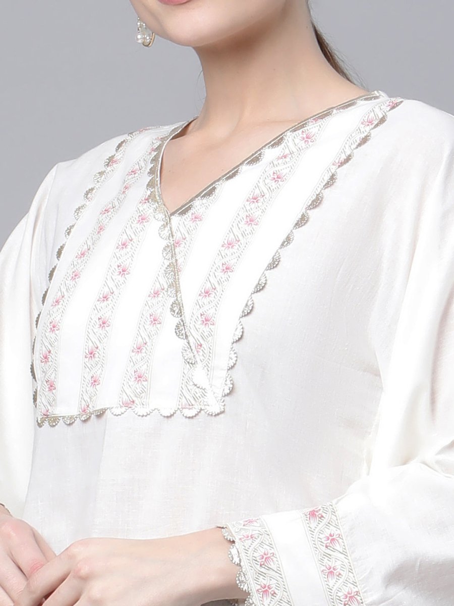Ahalyaa Women Off white Pure Cotton Printed Flared Sleeve Kaftan Kurta