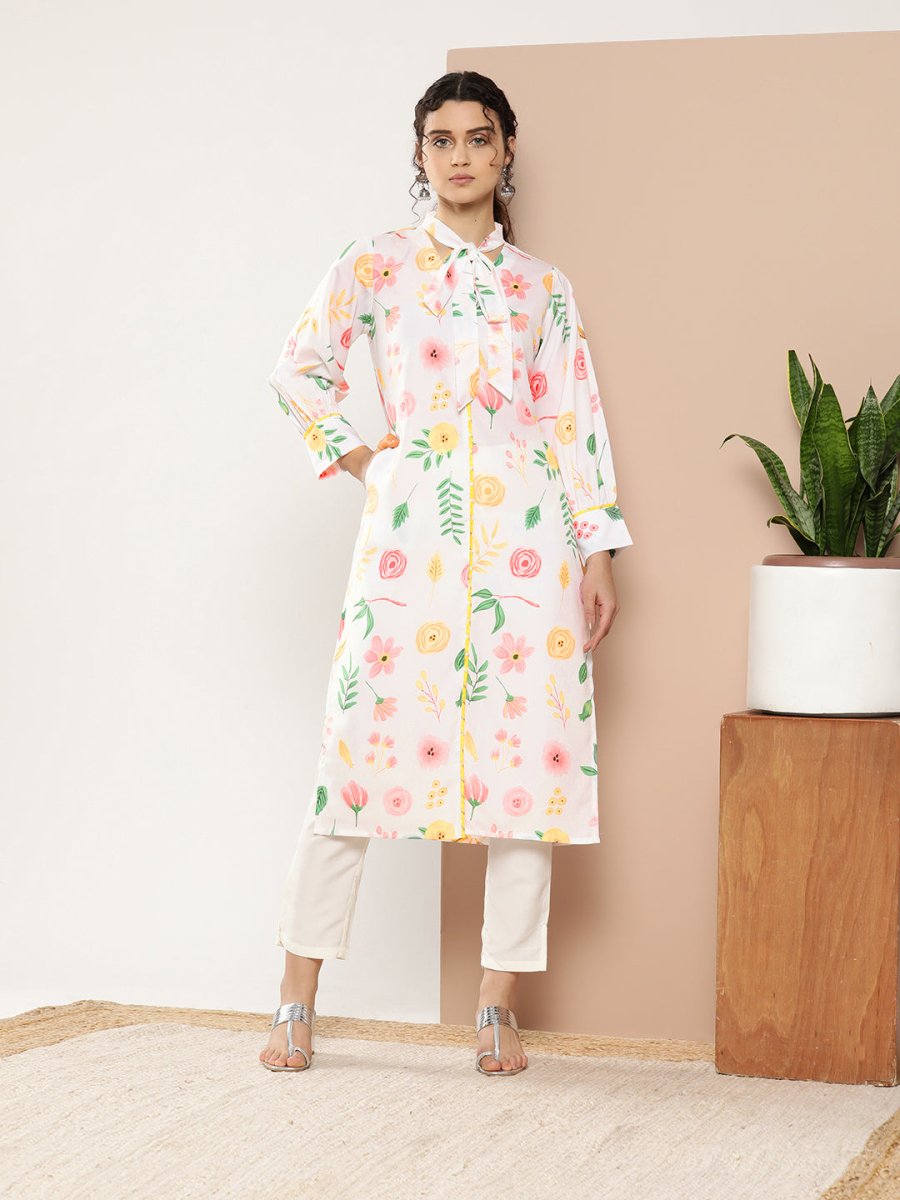 Ahalyaa Women White & Pink Floral Printed Floral Crepe Kurta - Distacart