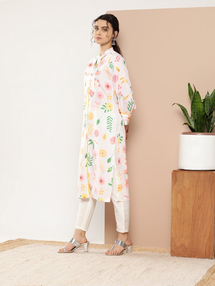Ahalyaa Women White & Pink Floral Printed Floral Crepe Kurta - Distacart