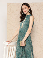 Thumbnail for Ahalyaa Women Floral Printed Gotta Patti Crepe Kurta - Distacart