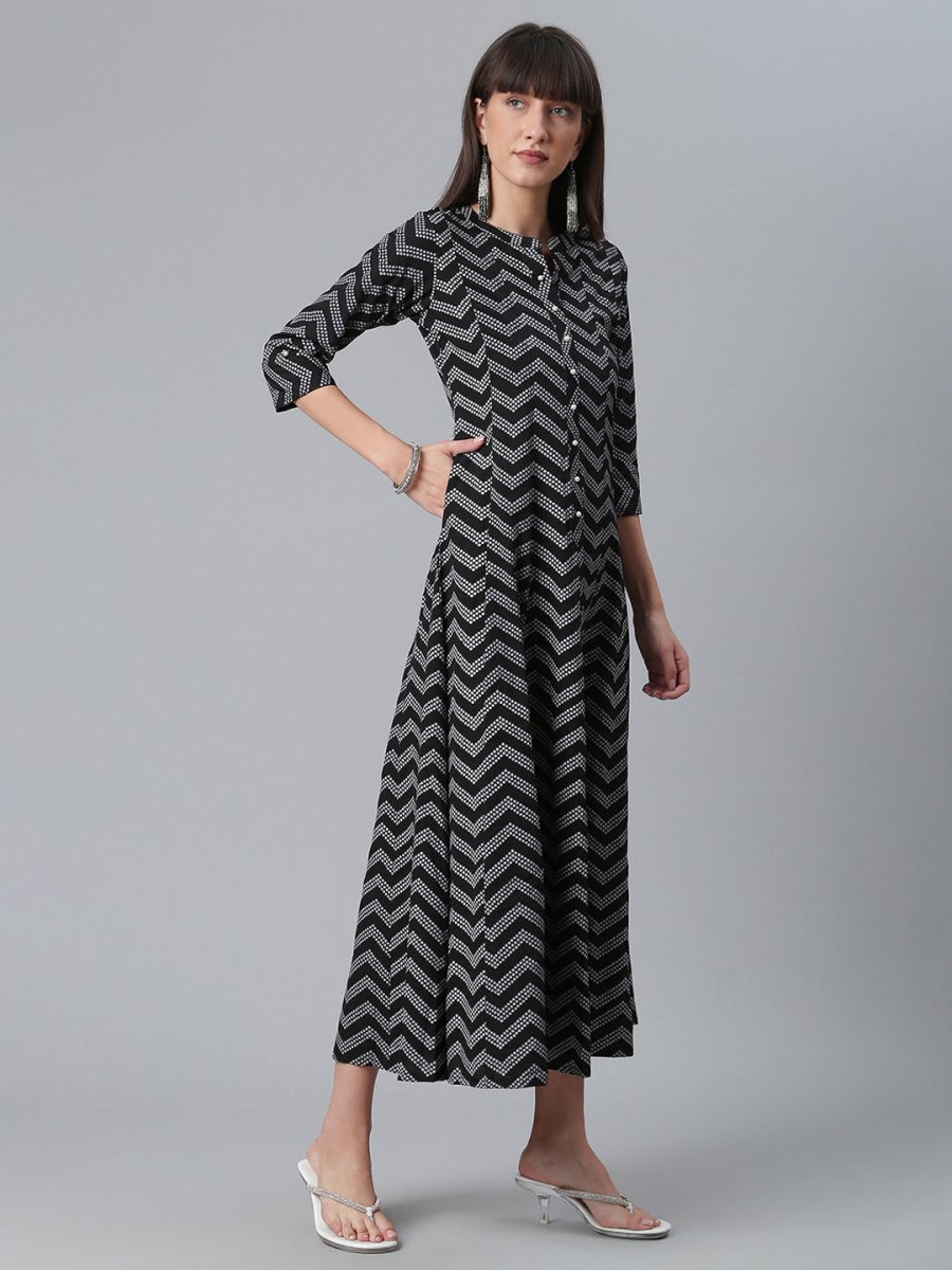 Ahalyaa Crepe Black Printed Kurta
