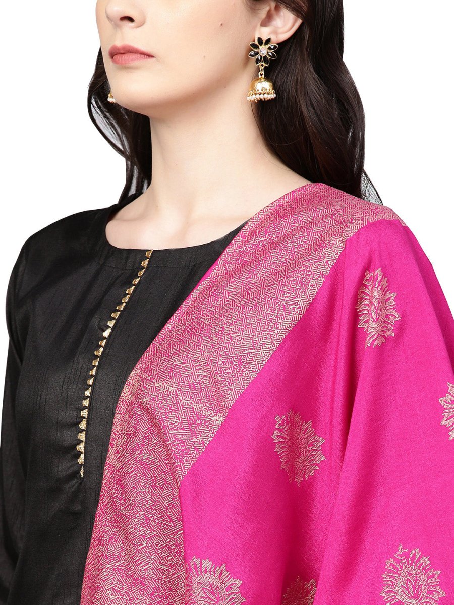 Ahalyaa Black With Bright Pink Kurta Set