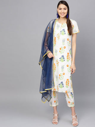 Ahalyaa Women Off white Printed Kurta Set