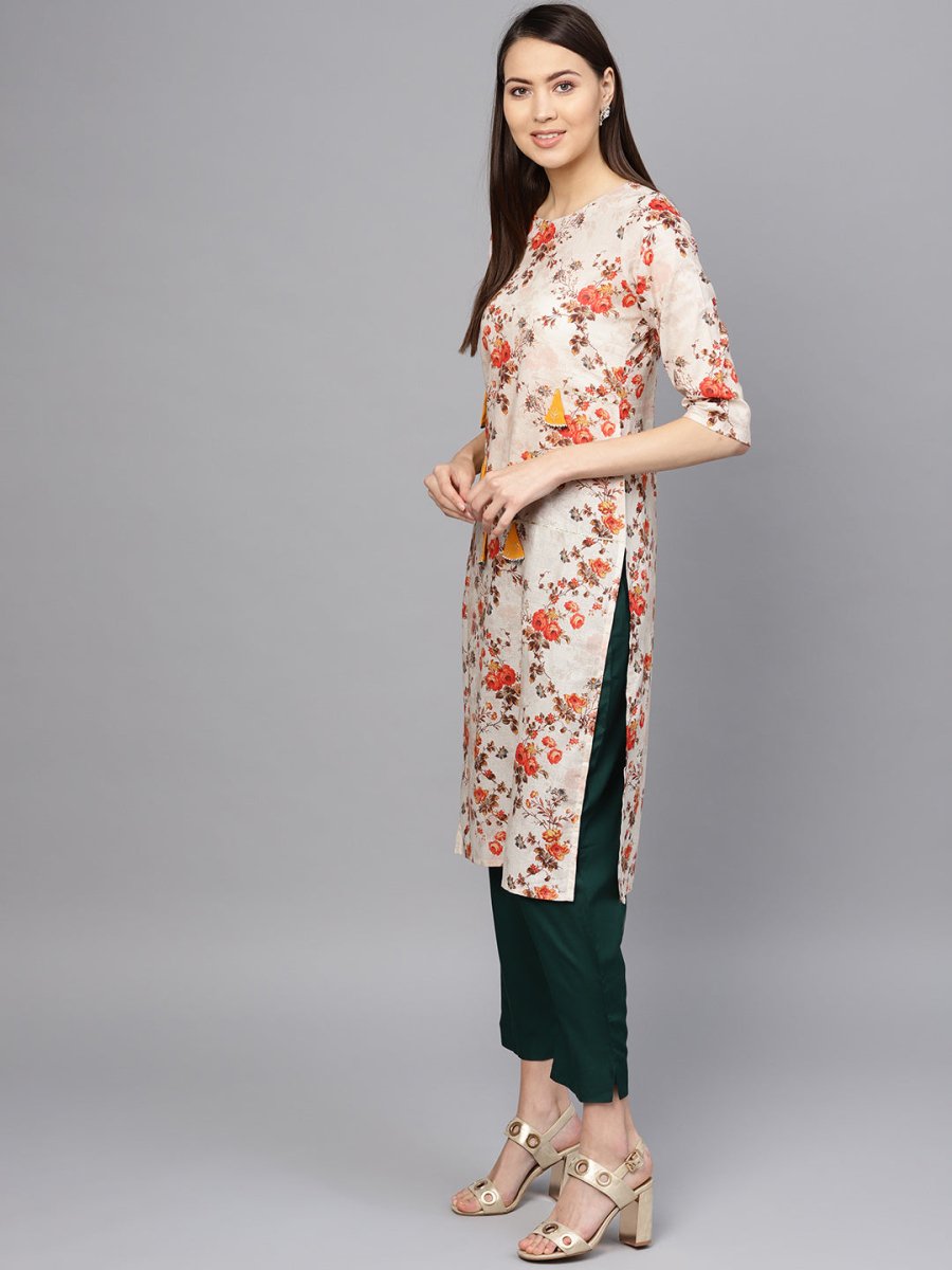 Ahalyaa Off White Printed Kurta Set