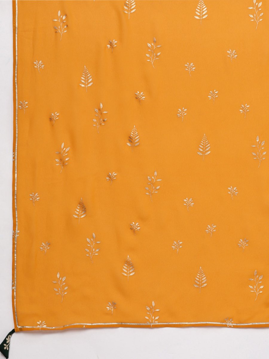 Ahalyaa Off White Printed Kurta Set