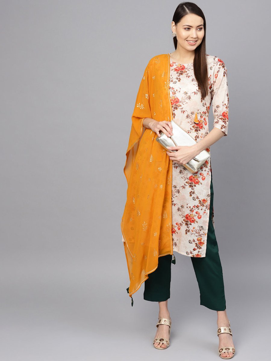 Ahalyaa Off White Printed Kurta Set
