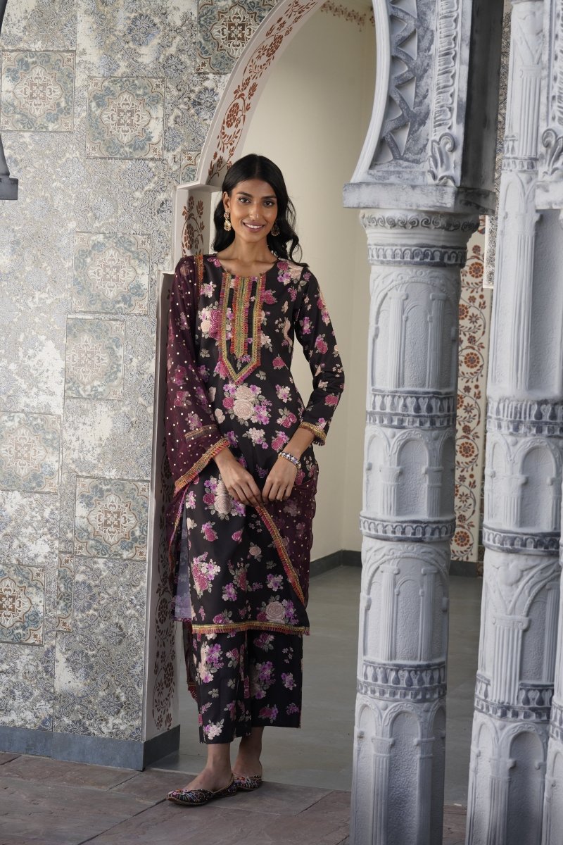 Ahalyaa Women Black Floral Printed Gotta Patti Kurta with Palazzos & With Dupatta - Distacart