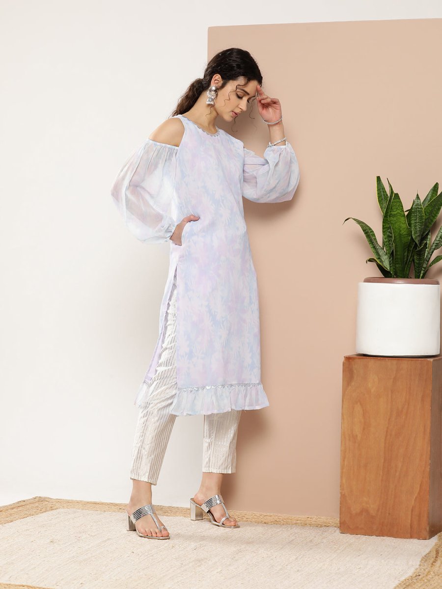 Ahalyaa Women Blue & White Floral Printed Cold-Shoulder Sleeves Gotta Patti Georgette Kurta - Distacart