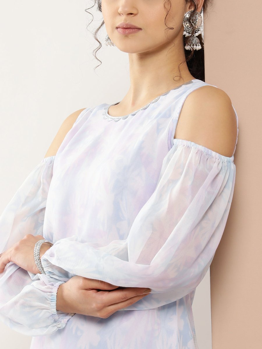 Ahalyaa Women Blue & White Floral Printed Cold-Shoulder Sleeves Gotta Patti Georgette Kurta - Distacart
