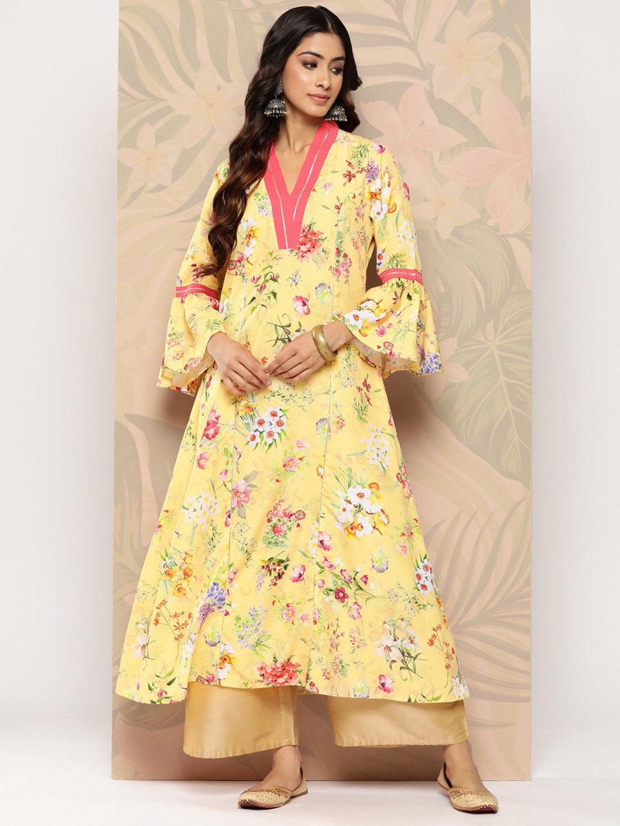 Ahalyaa Floral Printed Bell Sleeves Gotta Patti Crepe Kurta - Distacart