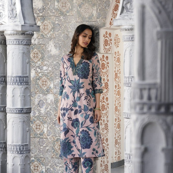 Ahalyaa Women Floral Printed Kurta with Trousers - Distacart