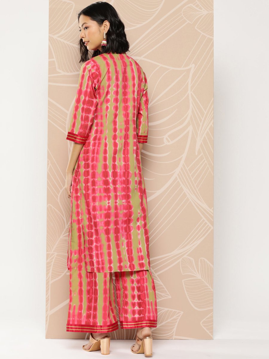 Ahalyaa Women Printed Regular Kurta with Palazzos - Distacart