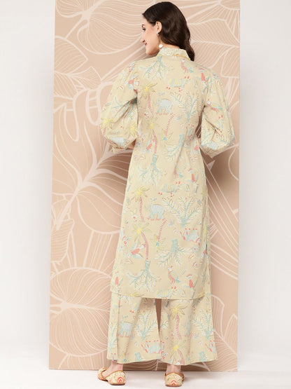 Ahalyaa Floral Printed Regular Kurta with Palazzos - Distacart