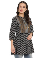 Thumbnail for Ahalyaa Stripes Printed Black Tunic