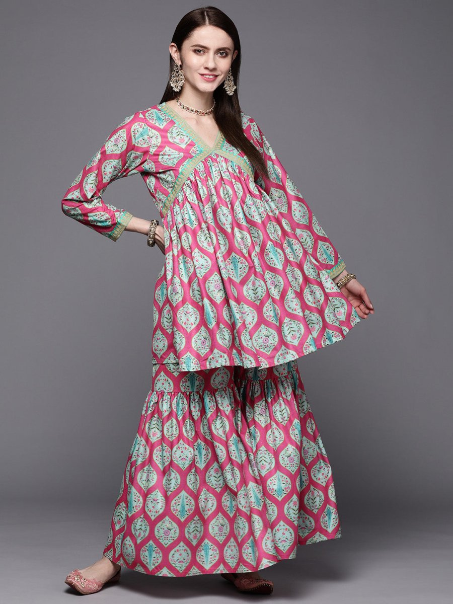 Ahalyaa Women Pink Ethnic Motifs Gotta Patti Velvet Kurta with Palazzos - Distacart