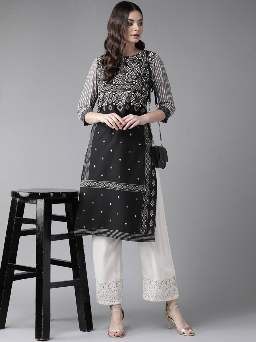 Ahalyaa Women's Black Straight Kurta