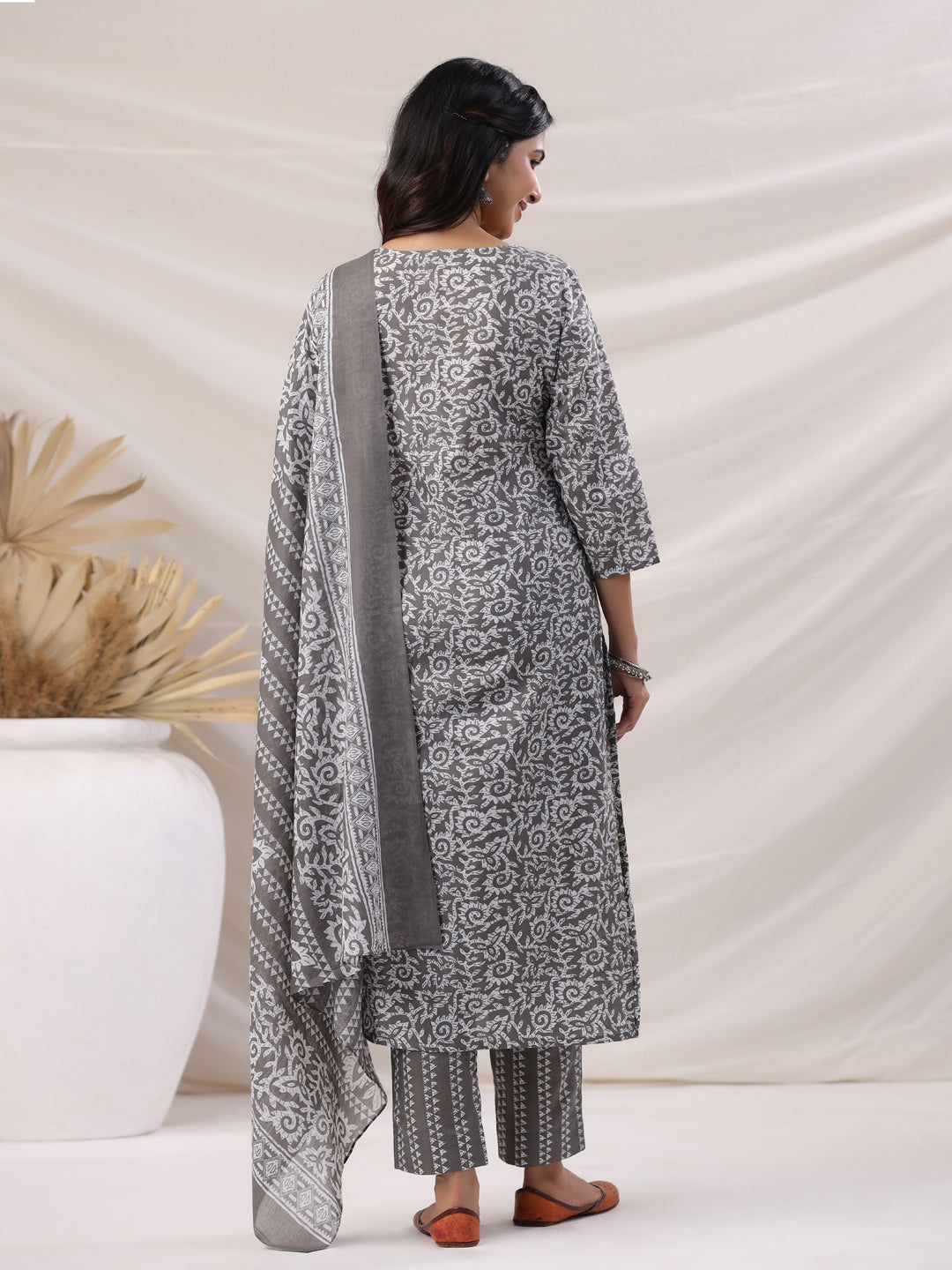 Janasya Regular Poly Cotton Grey Ethnic Motifs V-Neck Kurta,Bottom & Dupatta - Distacart