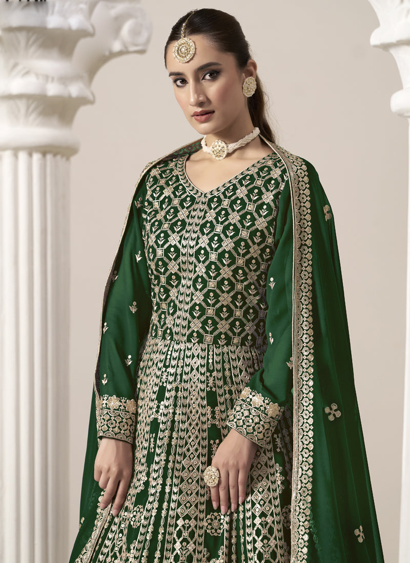 Vegaa Fashion Green Faux Georgette Embroidered Anarkali Suit
