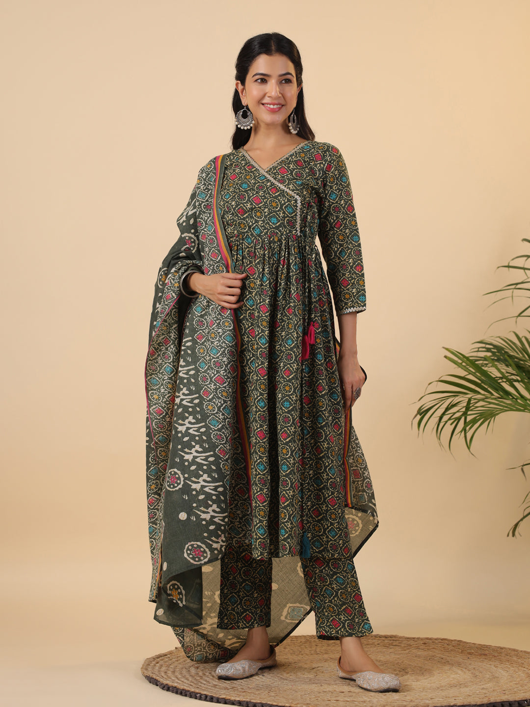 Janasya Angrakha Poly Cotton Green Gemometric V-Neck Kurta Set - Distacart