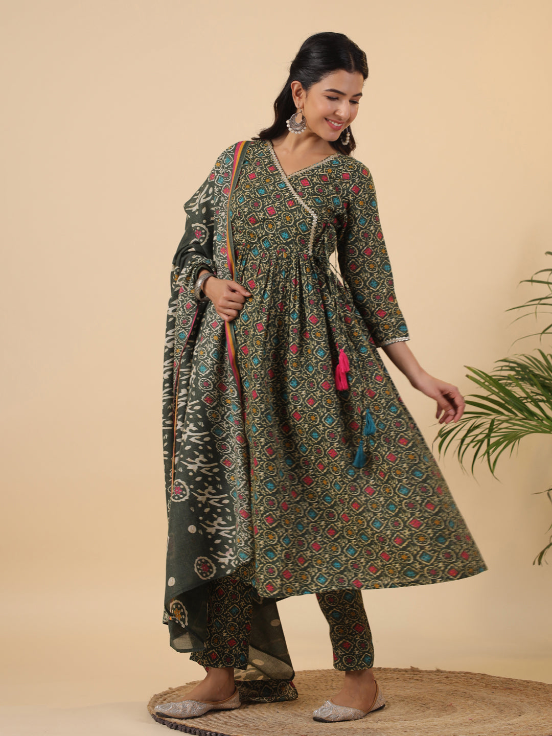 Janasya Angrakha Poly Cotton Green Gemometric V-Neck Kurta Set - Distacart