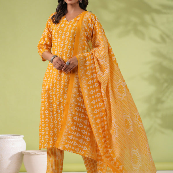 Janasya Regular Poly Cotton Mustard Gemometric V-Neck Kurta Set - Distacart
