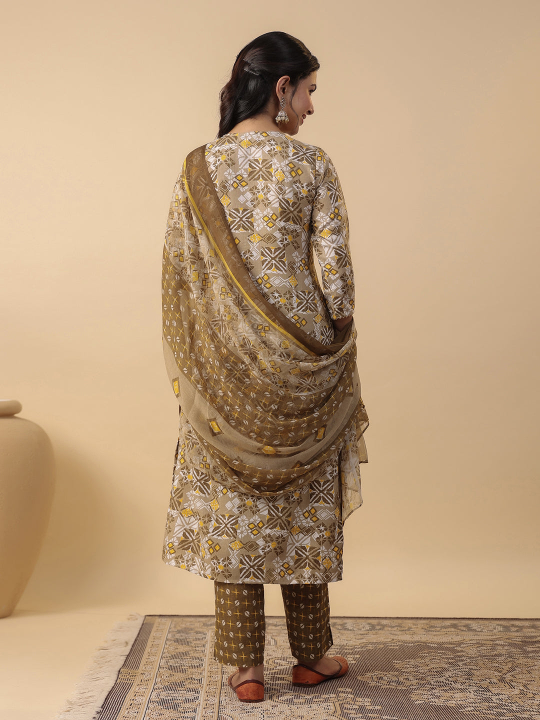 Janasya Regular Biscuit Slub Beige Gemometric Square Neck Kurta,Bottom & Dupatta - Distacart