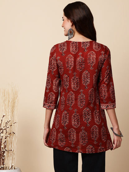 Antaran Maroon Pure Cotton Maroon Printed Tunic - Distacart