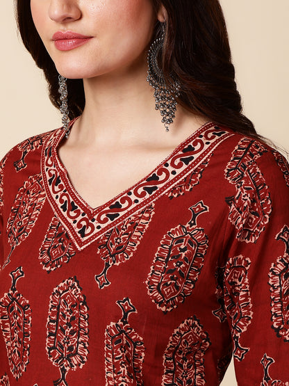 Antaran Maroon Pure Cotton Maroon Printed Tunic - Distacart