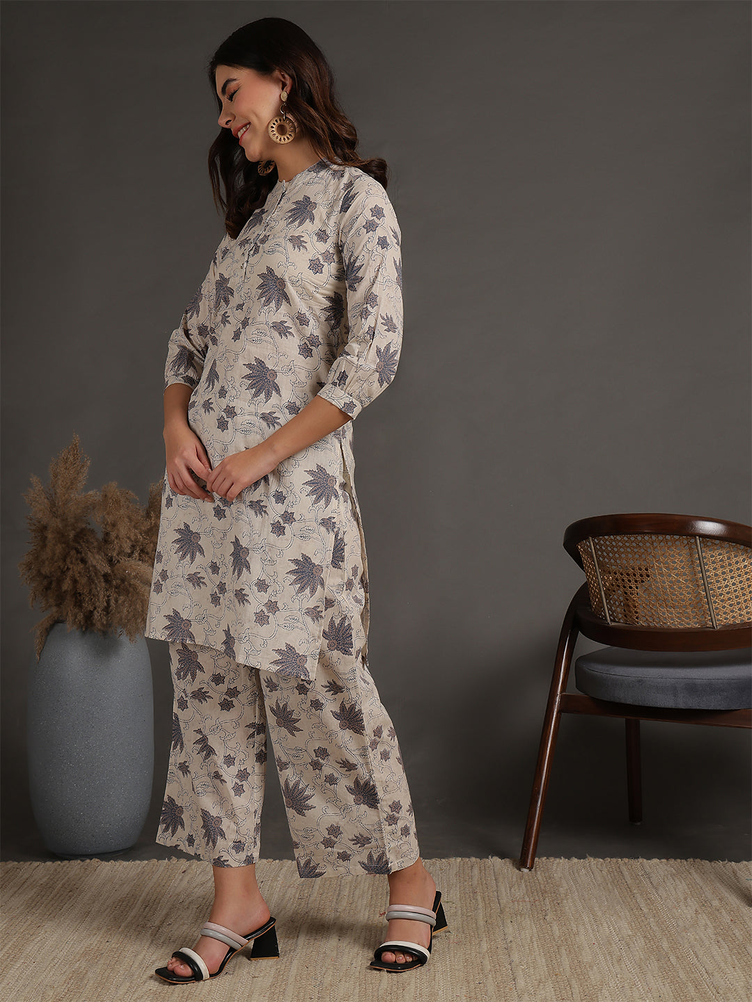 Antaran Beige Pure Cotton Printed Co Ord Set - Distacart