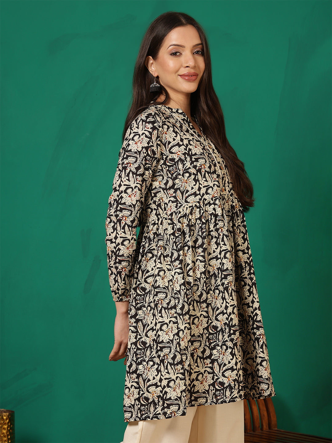 Antaran Black Pure Cotton Printed Tunic - Distacart