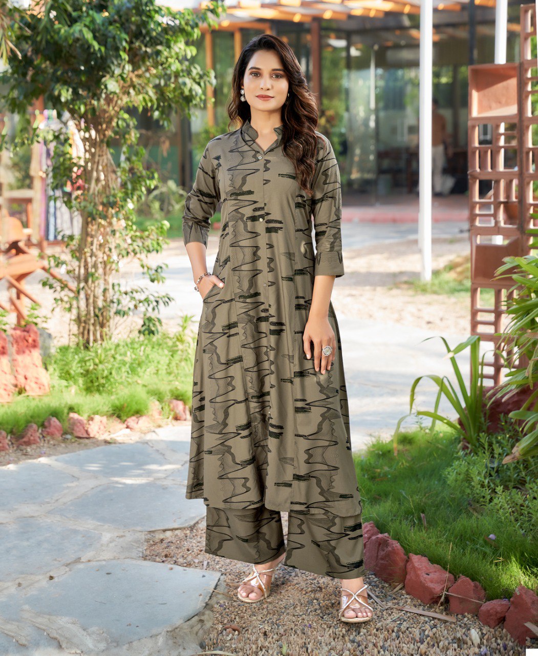 Prazu Fashion Beige Reyon Cotton Print Kurti With Pant