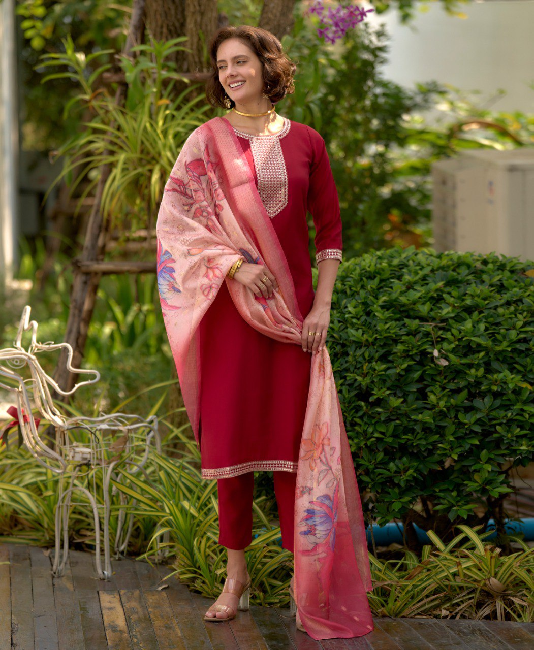 Prazu Fashion Maroon Viscose Rayon Embroidered Straight Kurta Set