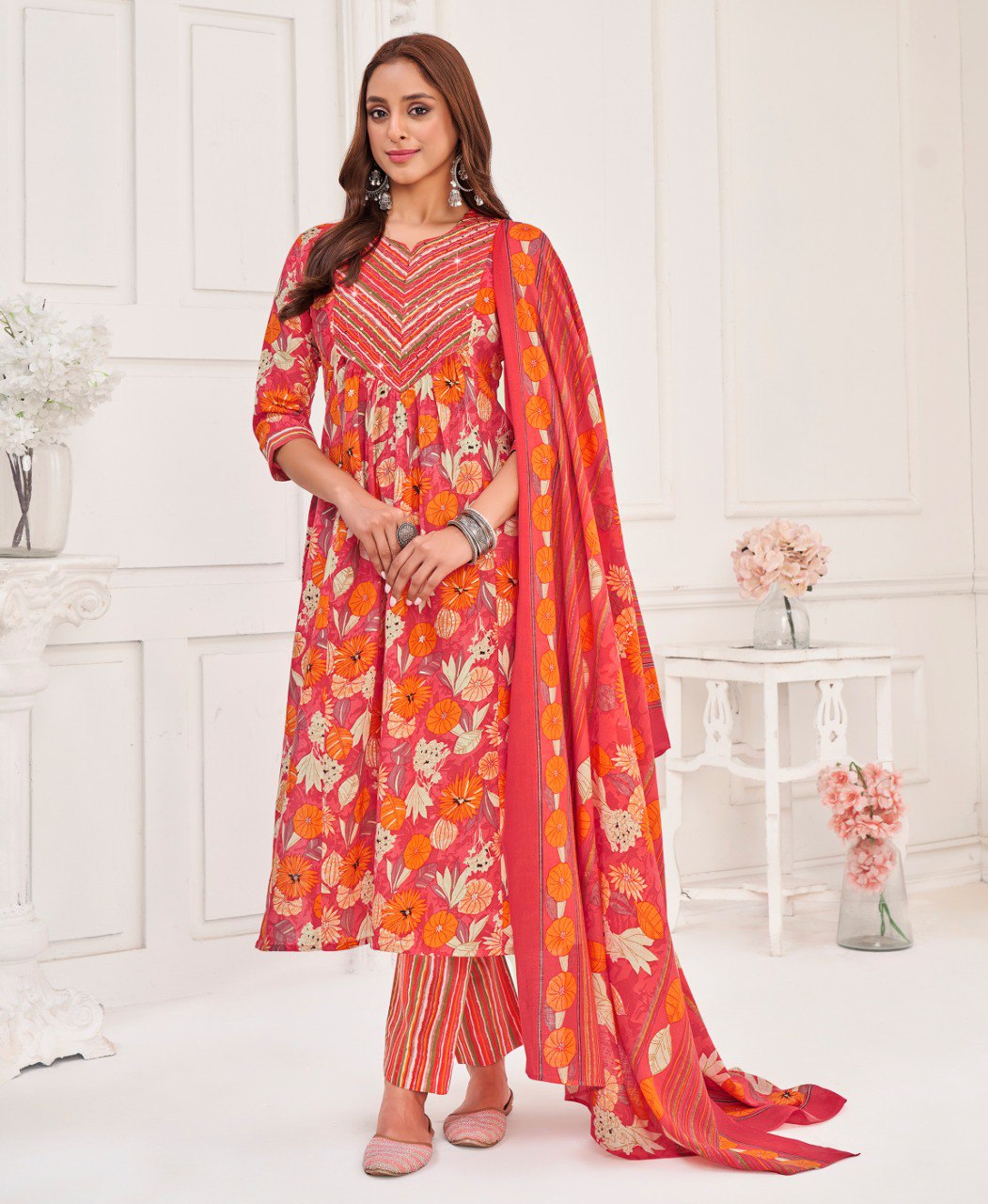Prazu Fashion Peach Cotton Foil Printed Kurta Set