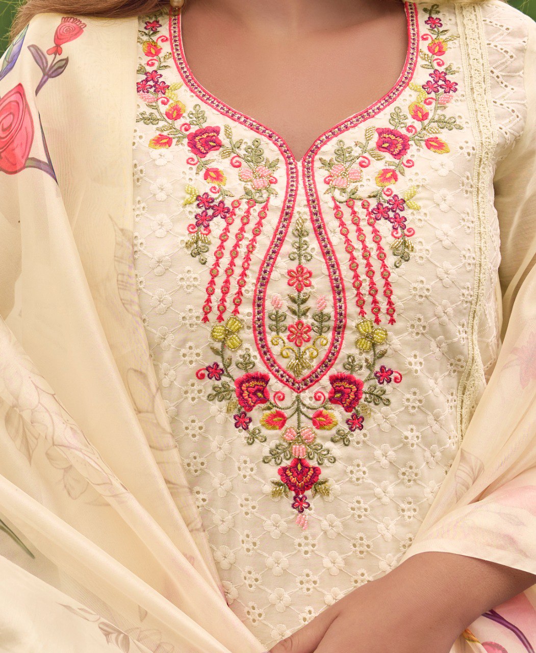 Prazu Fashion Off-White Chanderi Silk Chikankari Embroidered Kurta Set